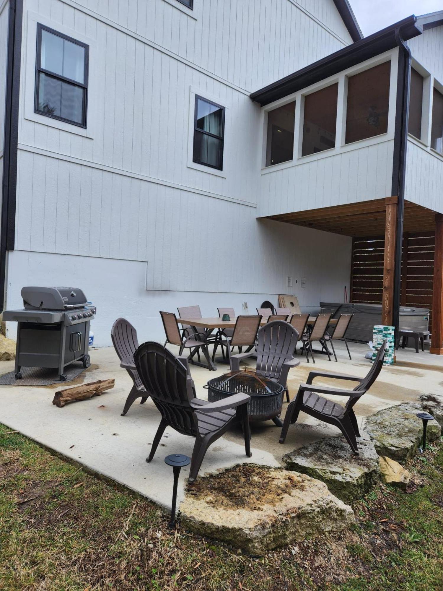 Premier Retreat With Hot Tub, Theater & Pool Table Villa Hollister Exterior photo