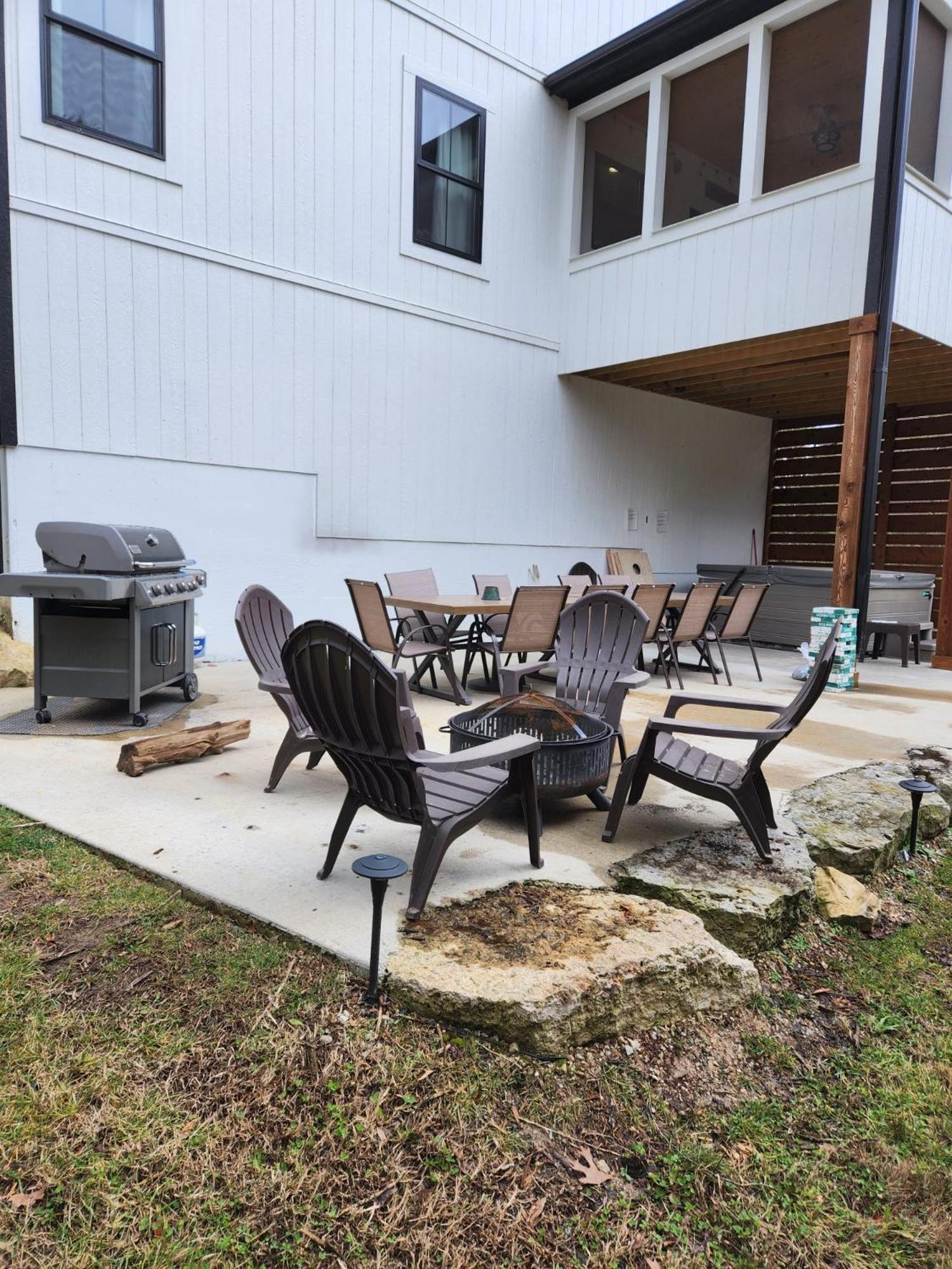 Premier Retreat With Hot Tub, Theater & Pool Table Villa Hollister Exterior photo
